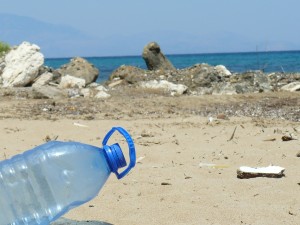 plastic-bottle-606881_1280